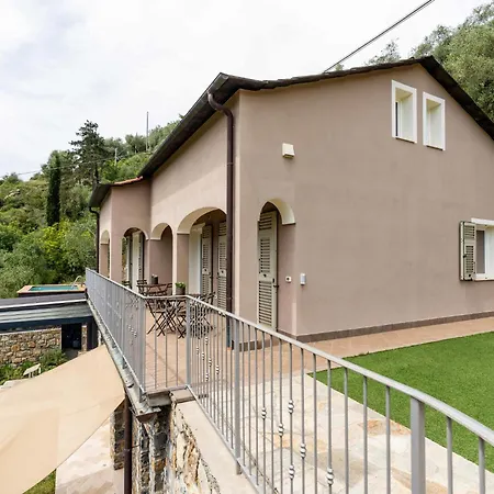 Casa Mimosa By Interhome Daire Pontedassio